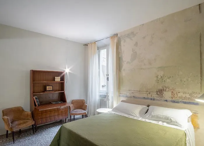 Casatorre Dei Leoni -